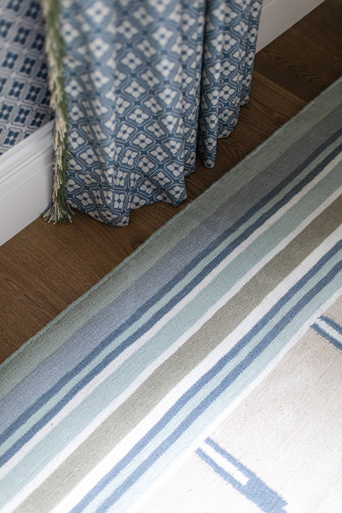 Fowl Play - 14.33x15.83