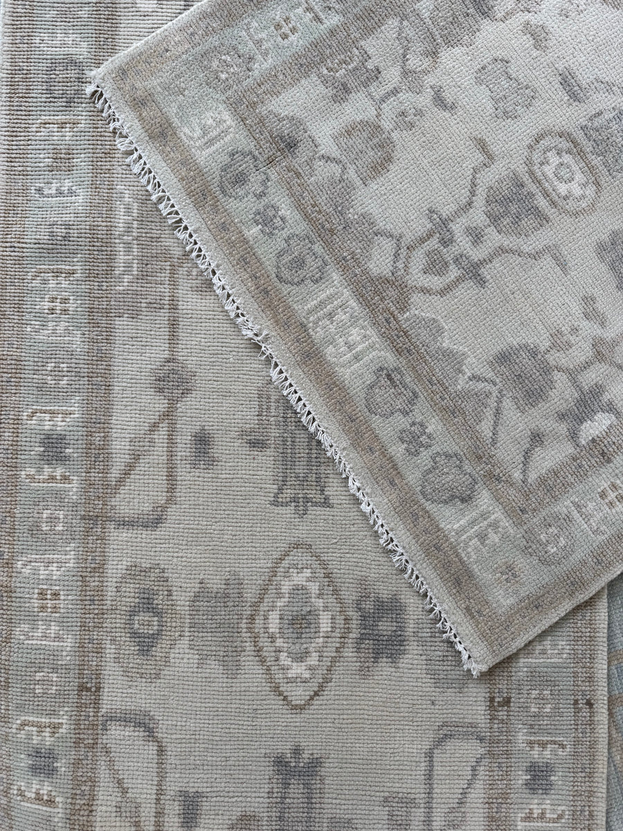 Meet Joe Black - 2.83x7.42