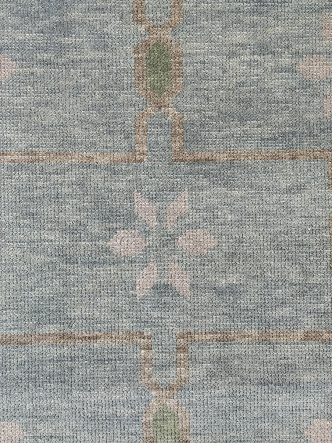 Perennial Hand Knotted - 8x10 Blue