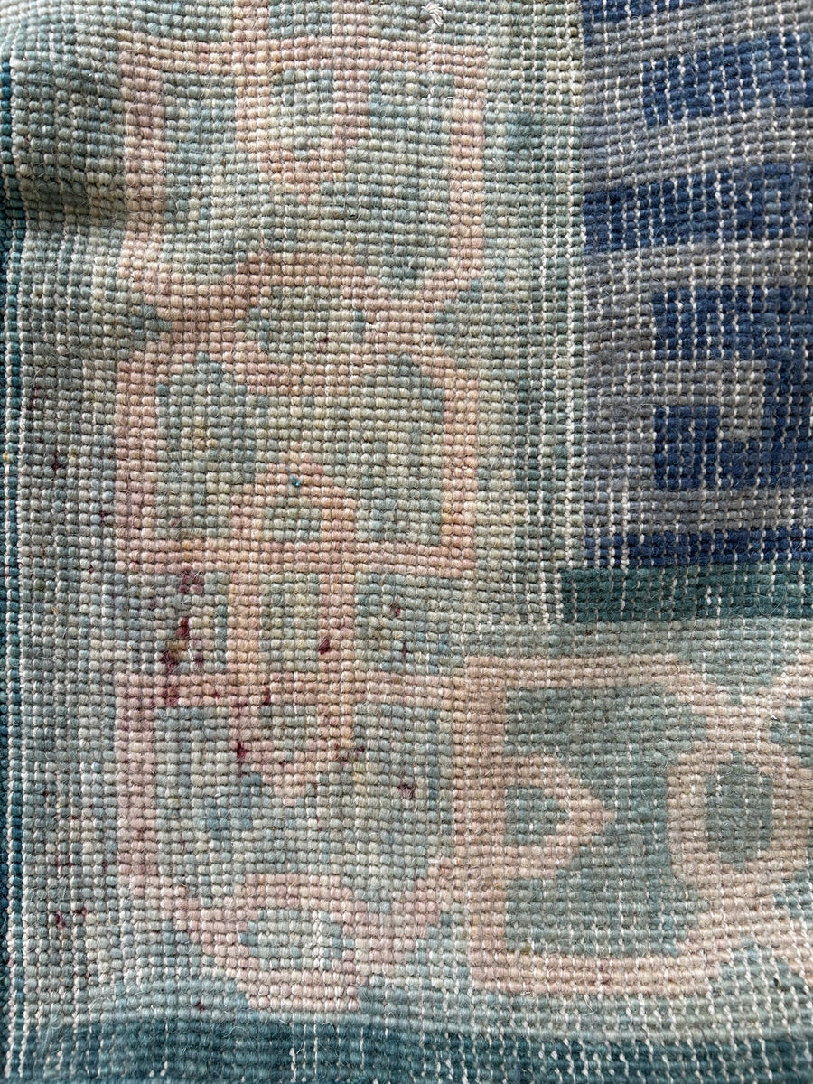 Chain Reaction 12'2" x 14'4" with Custom Cutout - Warehouse Sale