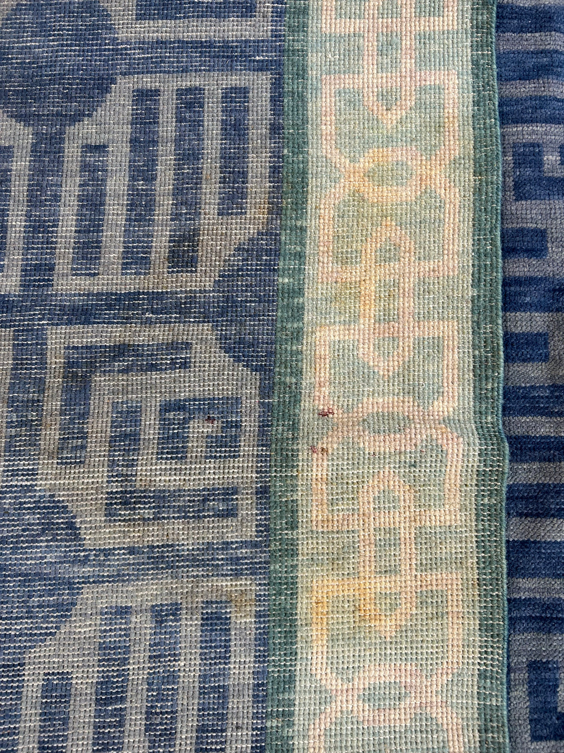 Chain Reaction 12'2" x 14'4" with Custom Cutout - Warehouse Sale